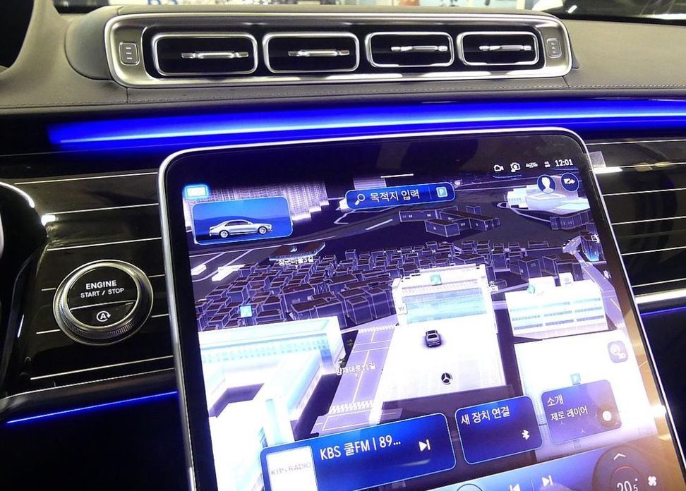 Mercedes-Benz S-Class 2023