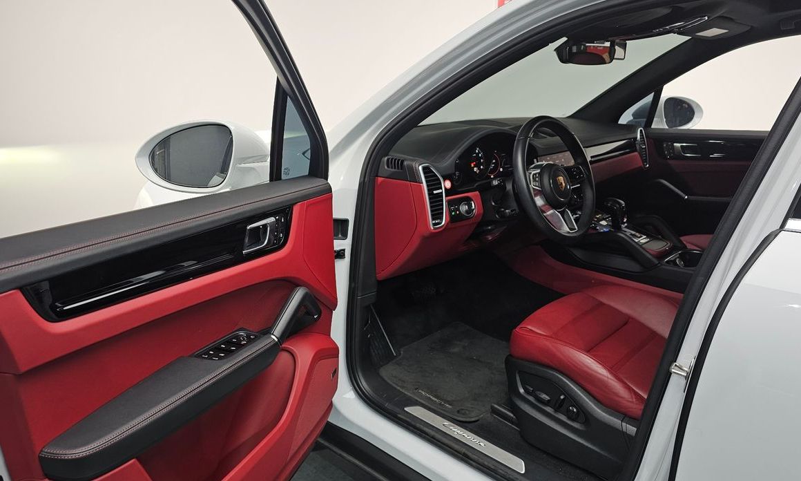 Porsche Cayenne 2023