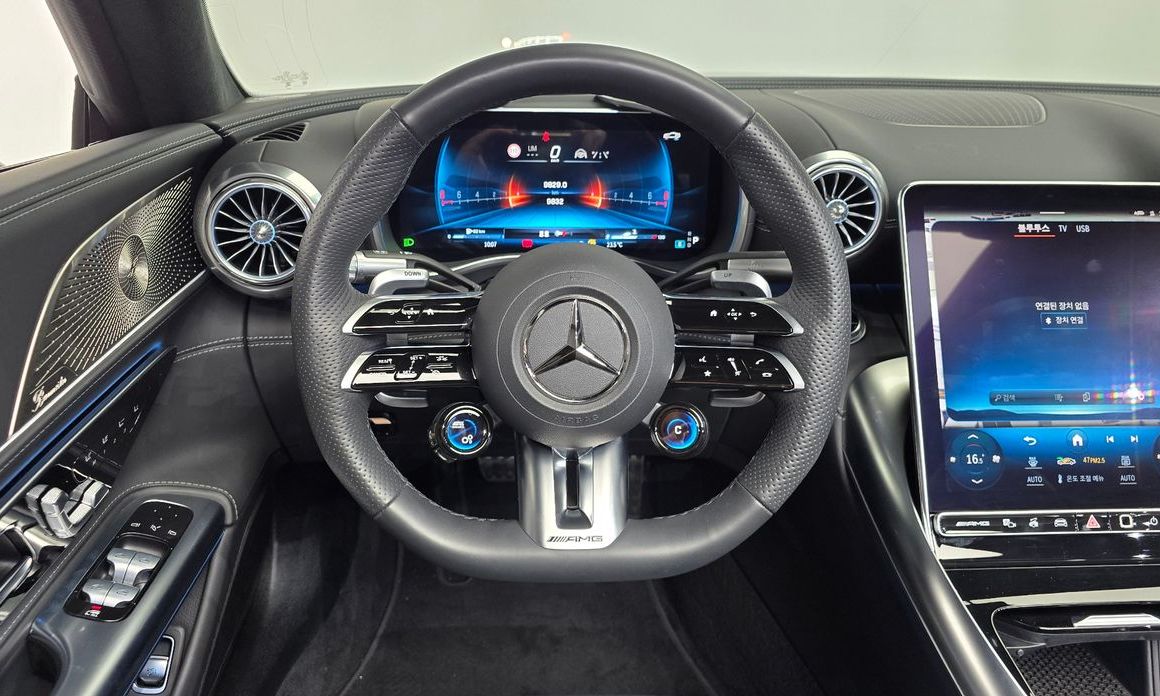 Mercedes-Benz SL-Class 2023