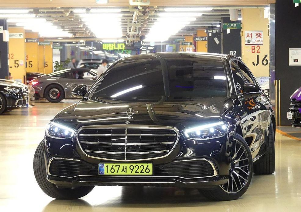 Mercedes-Benz S-Class 2023