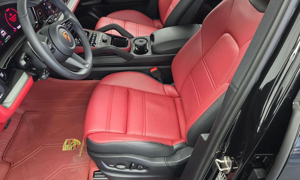 Porsche Cayenne 2024