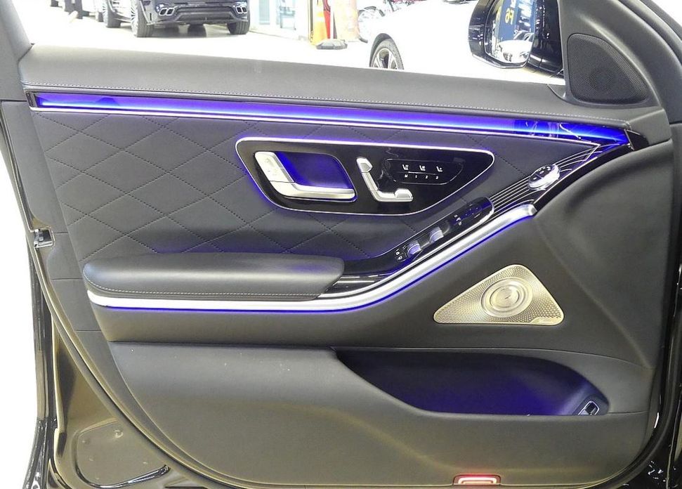 Mercedes-Benz S-Class 2023