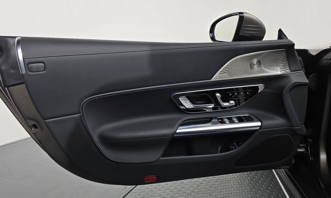 Mercedes-Benz SL-Class 2023