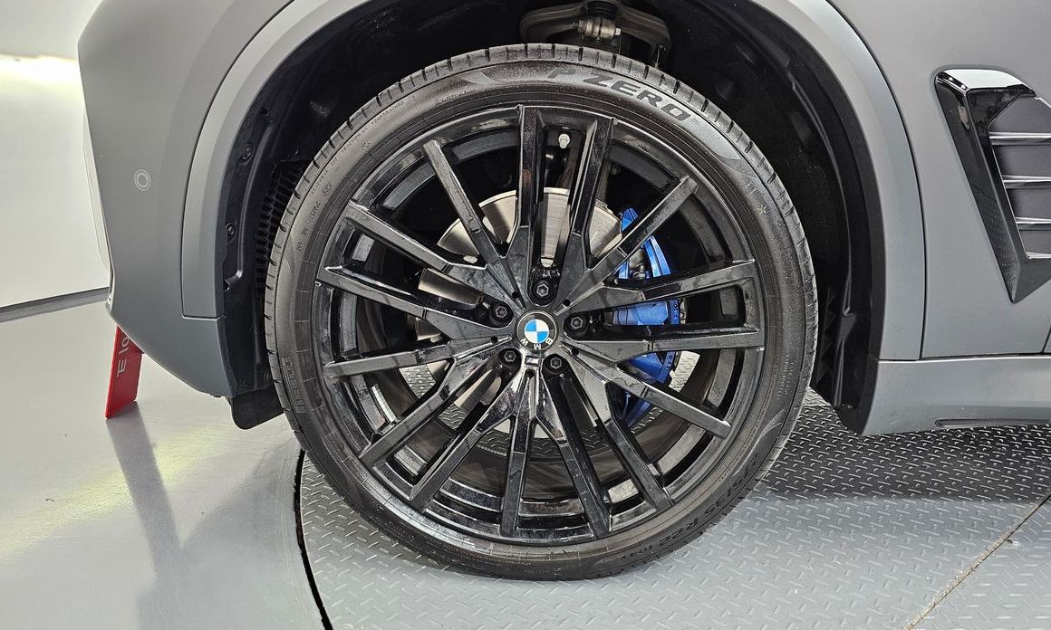 BMW X5 2025