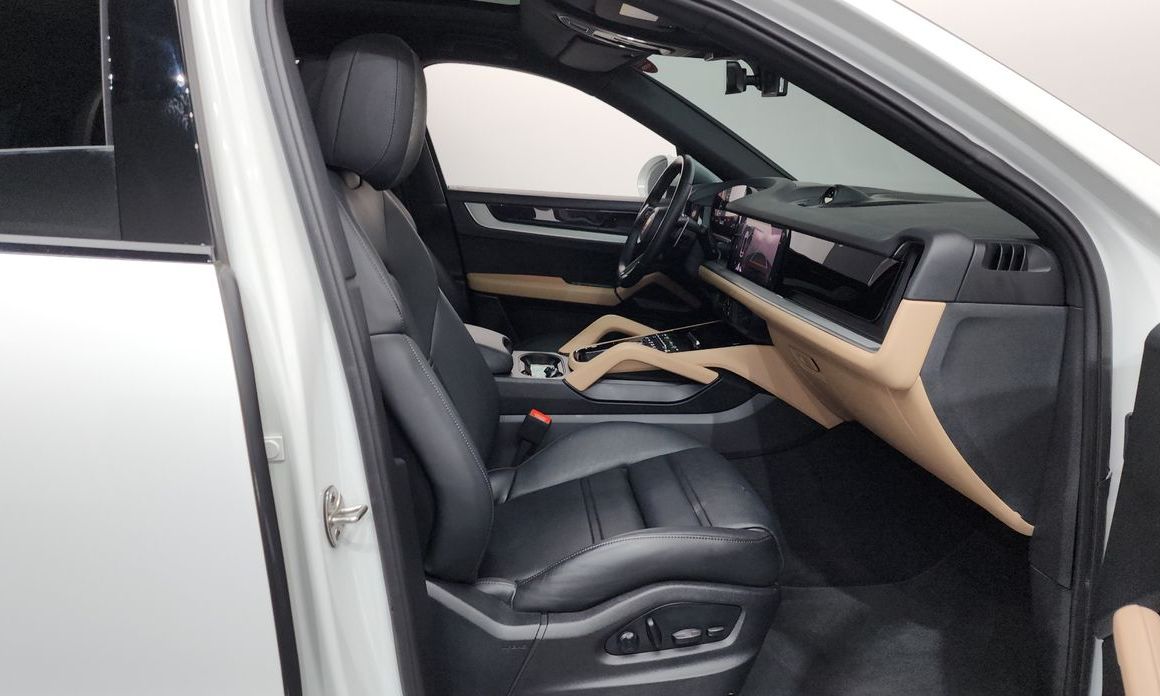 Porsche Cayenne 2024