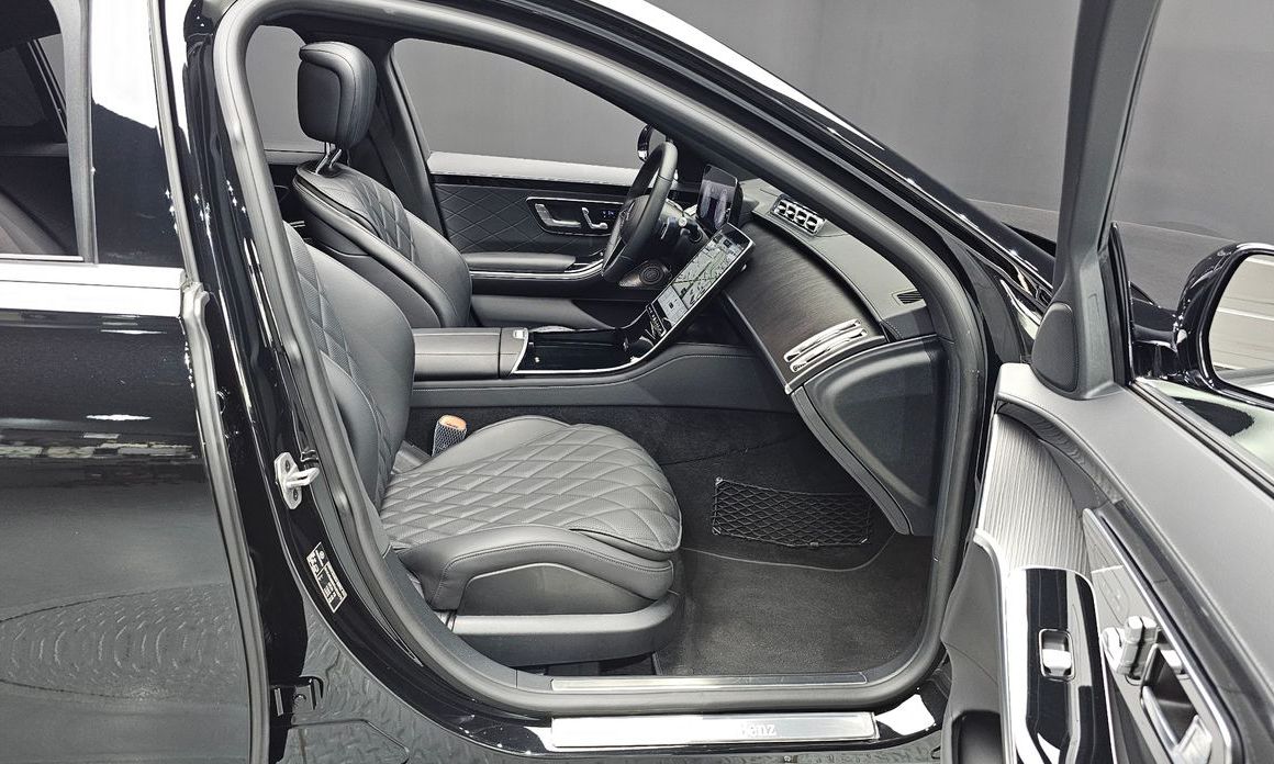 Mercedes-Benz S-Class 2026