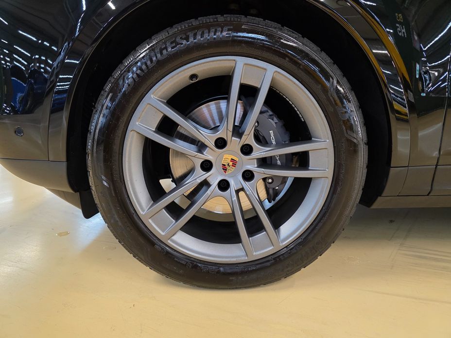 Porsche Cayenne 2024