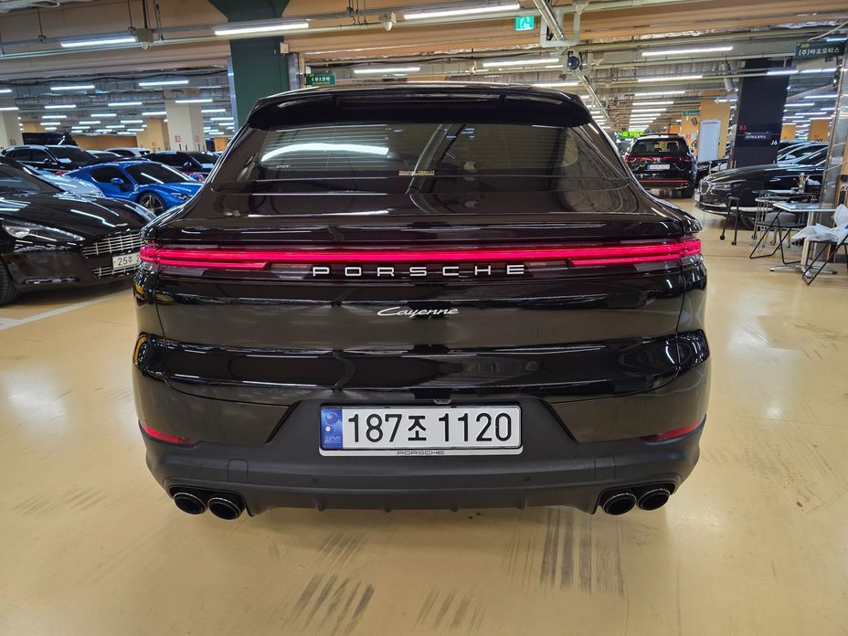 Porsche Cayenne 2024