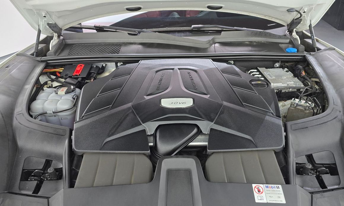 Porsche Cayenne 2023