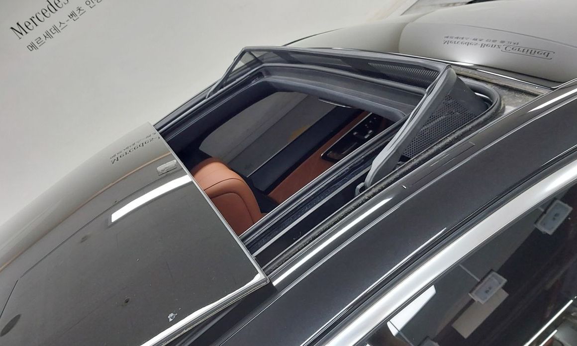 Mercedes-Benz S-Class 2023