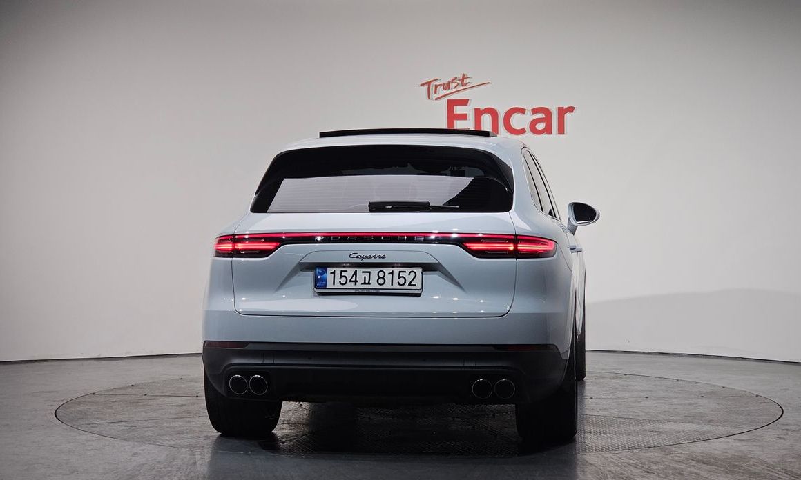 Porsche Cayenne 2023