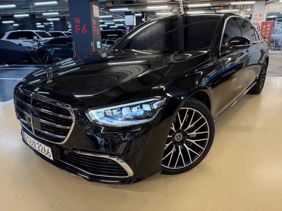 Mercedes-Benz S-Class 2022