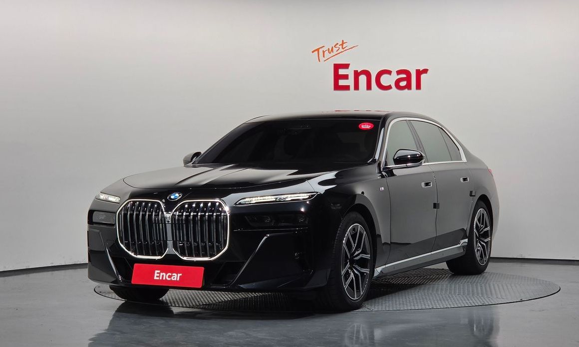 BMW 7-Series 2025