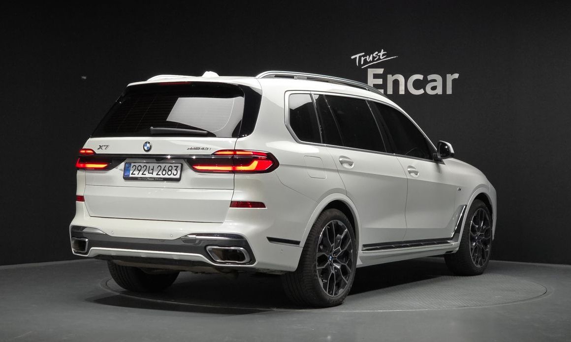 BMW X7 2025