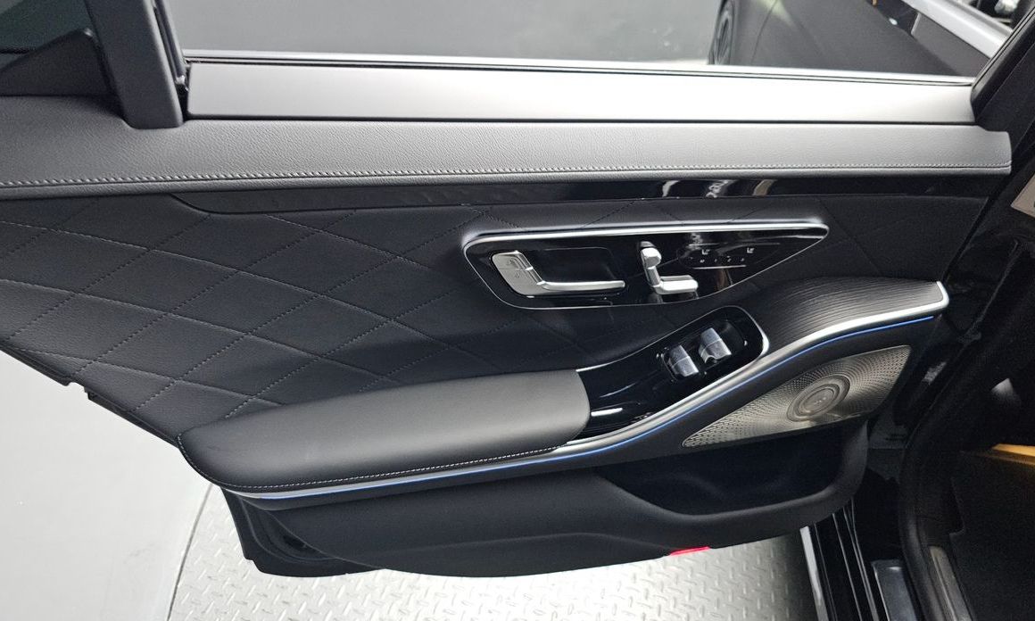 Mercedes-Benz S-Class 2026