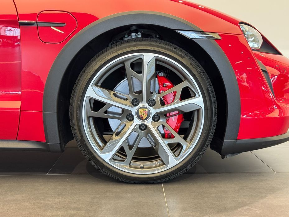 Porsche Taycan 2023