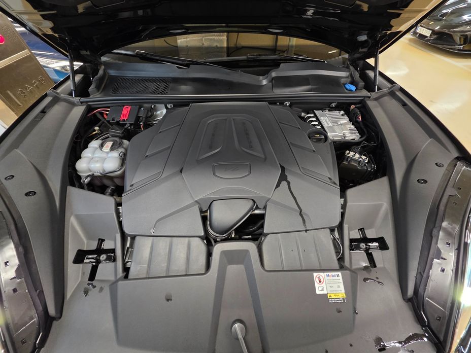 Porsche Cayenne 2024