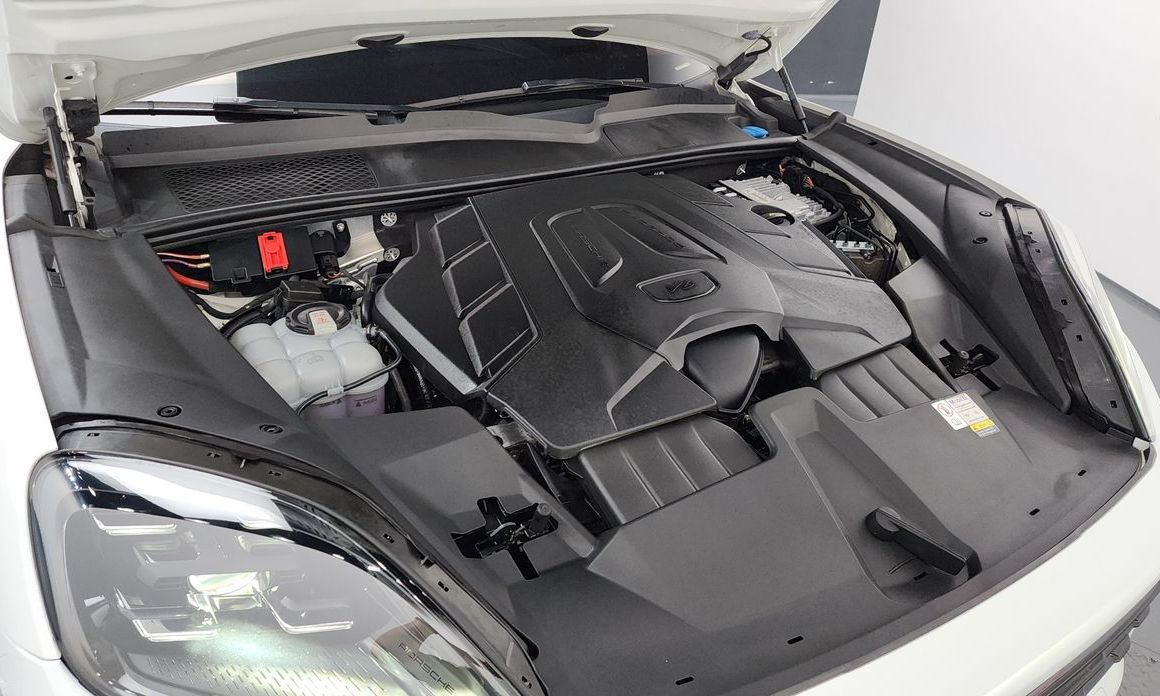 Porsche Cayenne 2024