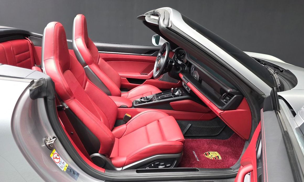 Porsche 911 2024