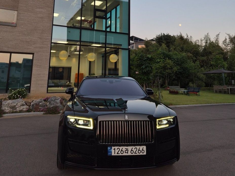 Rolls-Royce Ghost 2023