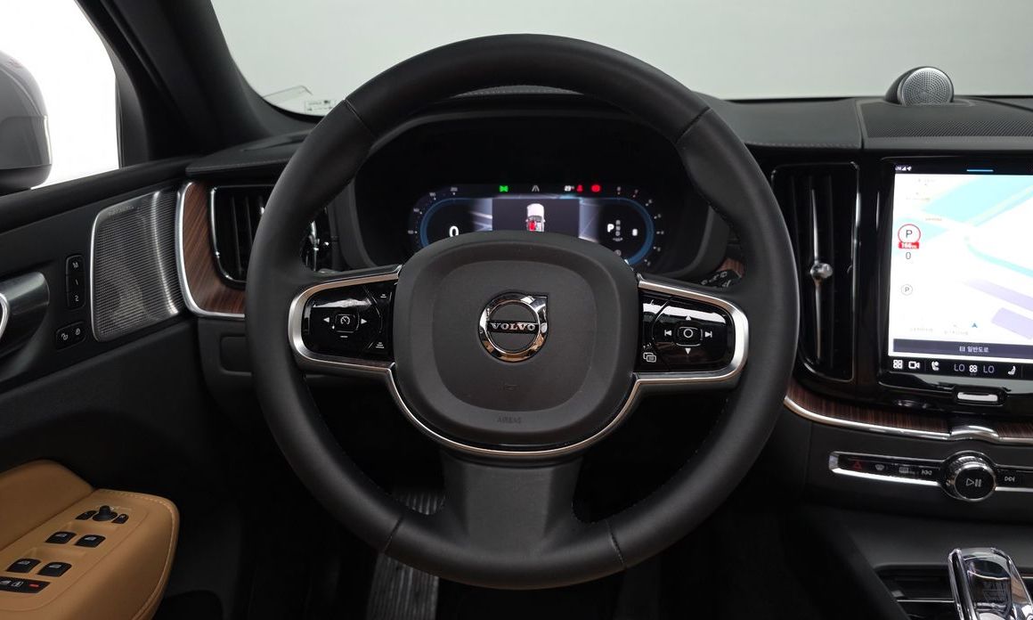 Volvo XC60 2024