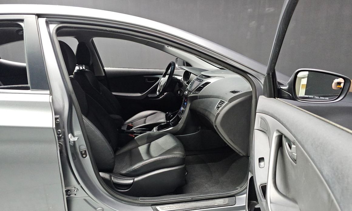 Hyundai AVANTE 2014