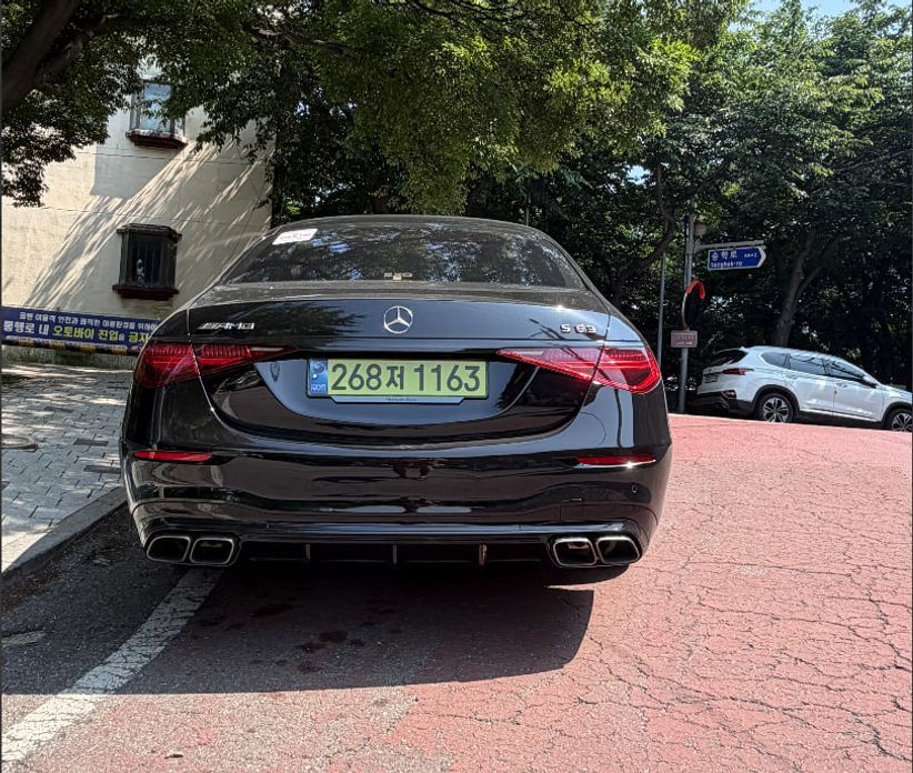 Mercedes-Benz S-Class 2024