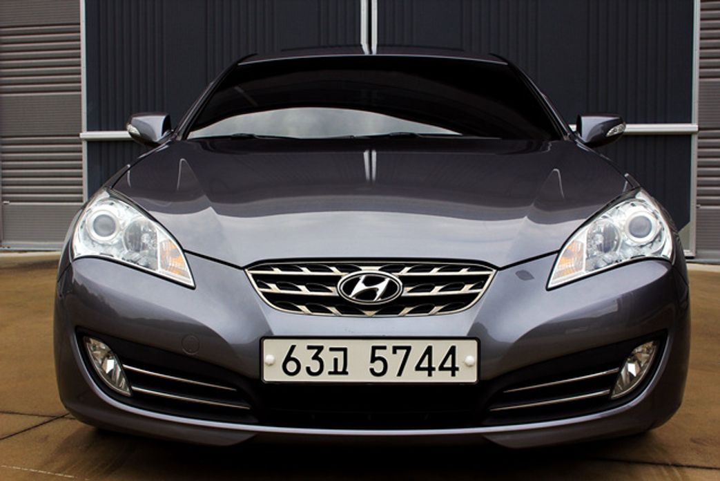 Hyundai Genesis 2009
