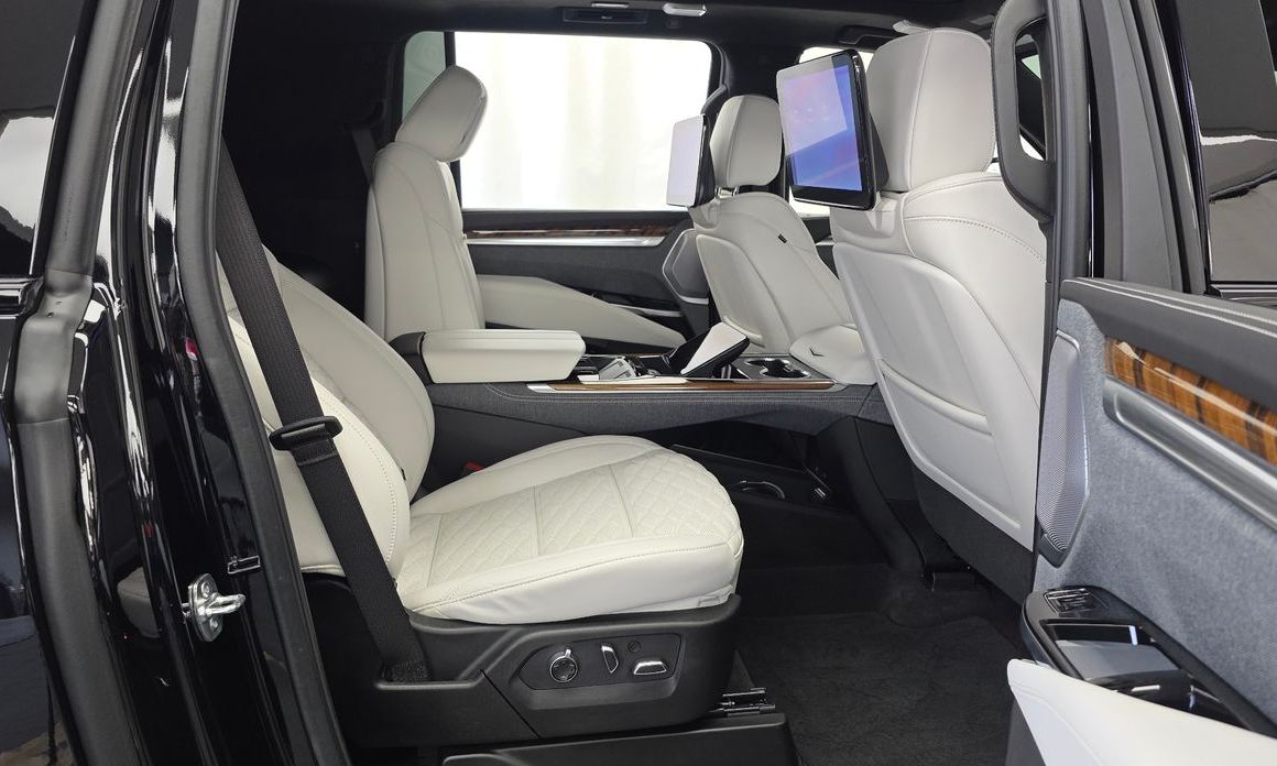 Cadillac Escalade 2025