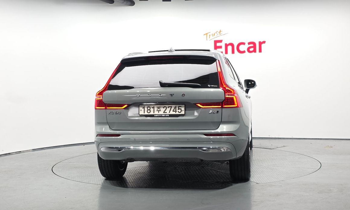 Volvo XC60 2024