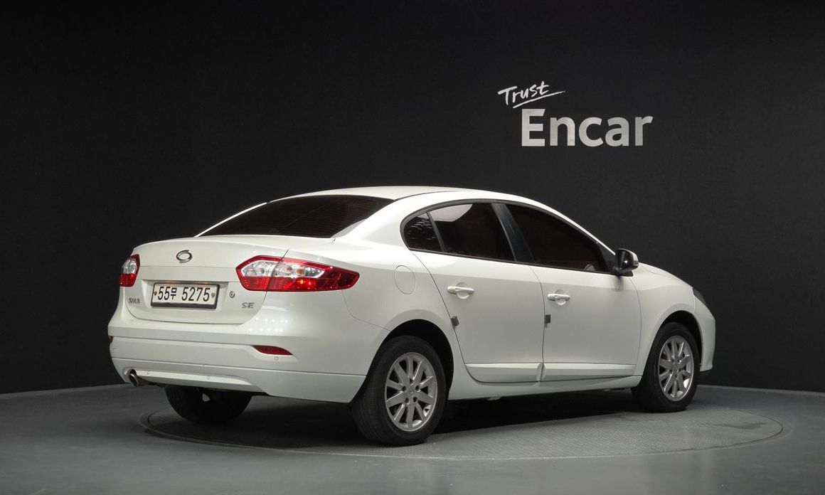 Renault-KoreaSamsung SM3 2011