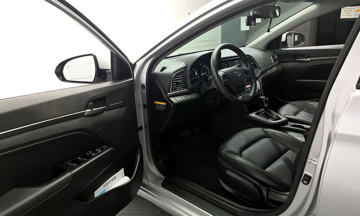 Hyundai AVANTE 2018