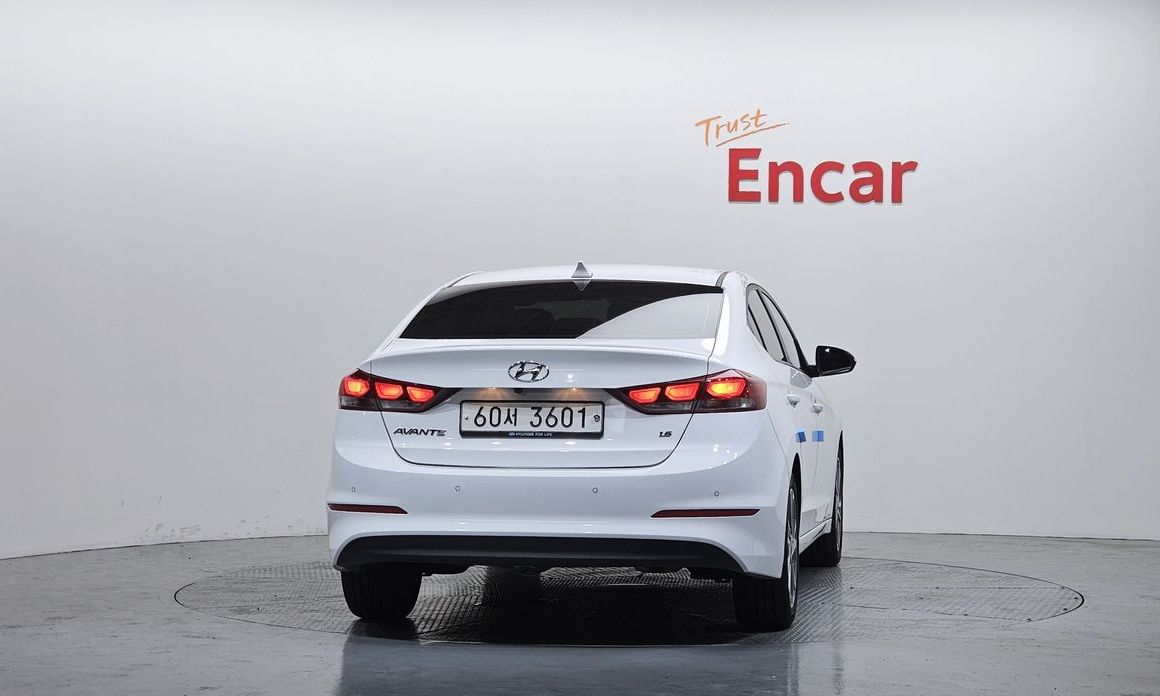 Hyundai AVANTE 2018