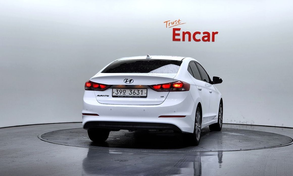 Hyundai AVANTE 2018