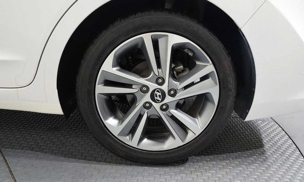 Hyundai AVANTE 2018