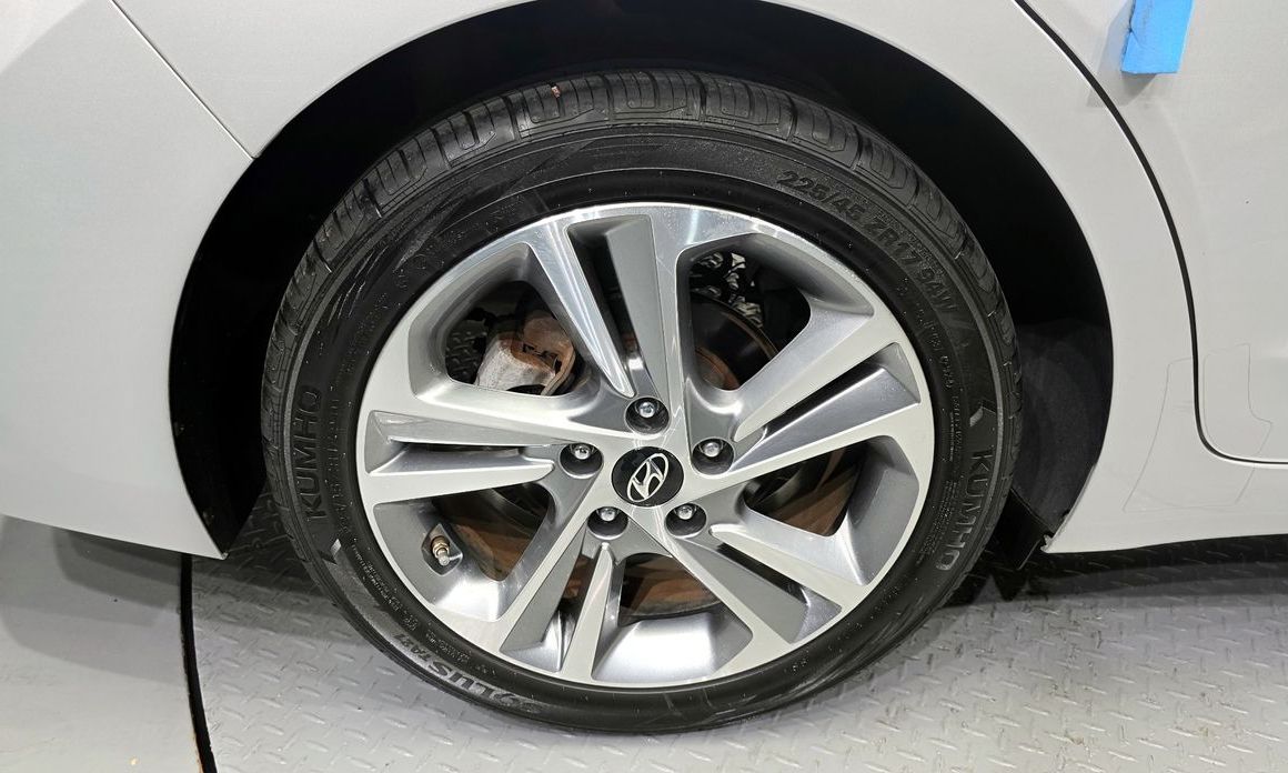 Hyundai AVANTE 2018