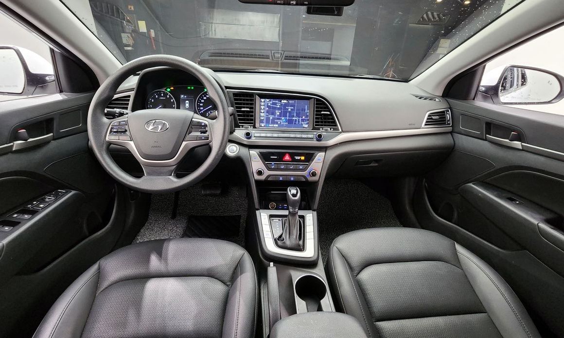 Hyundai AVANTE 2018