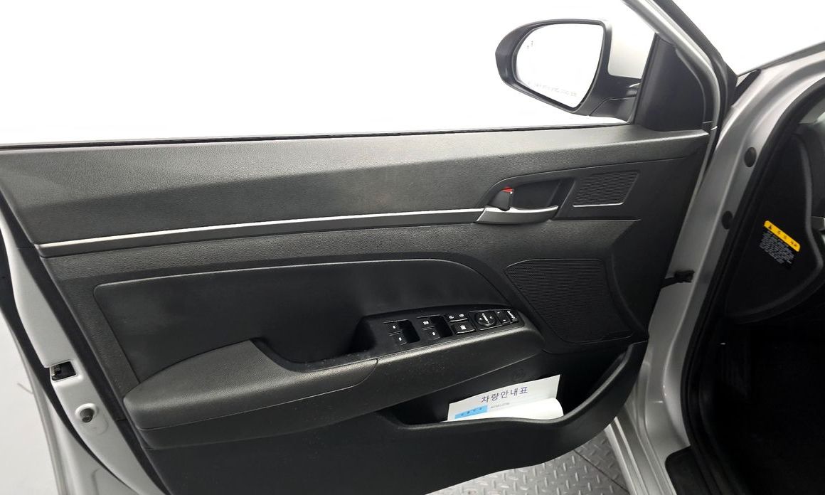 Hyundai AVANTE 2018