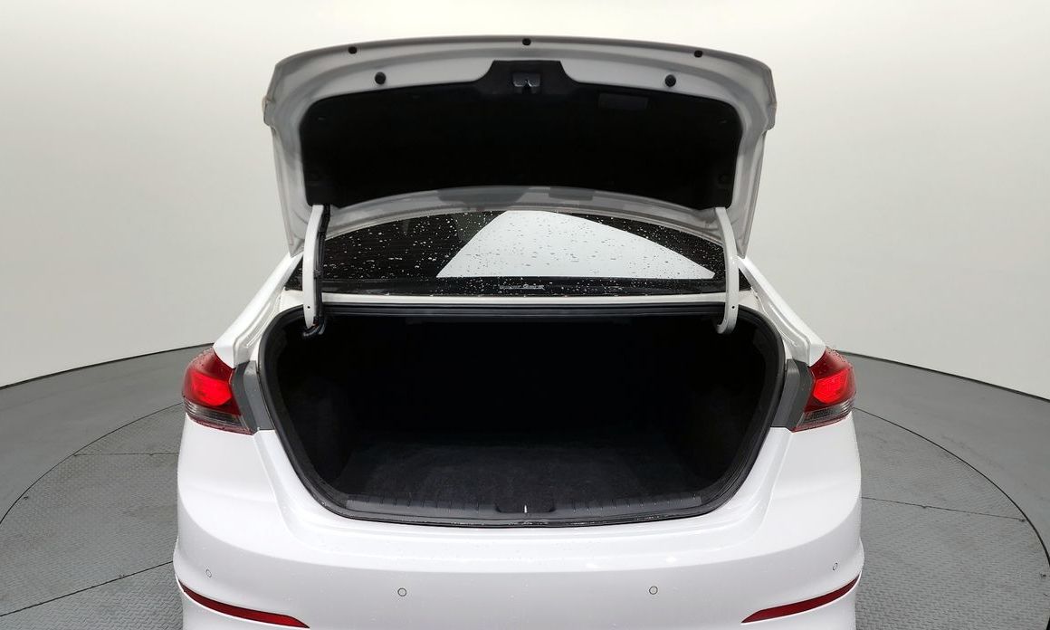 Hyundai AVANTE 2018