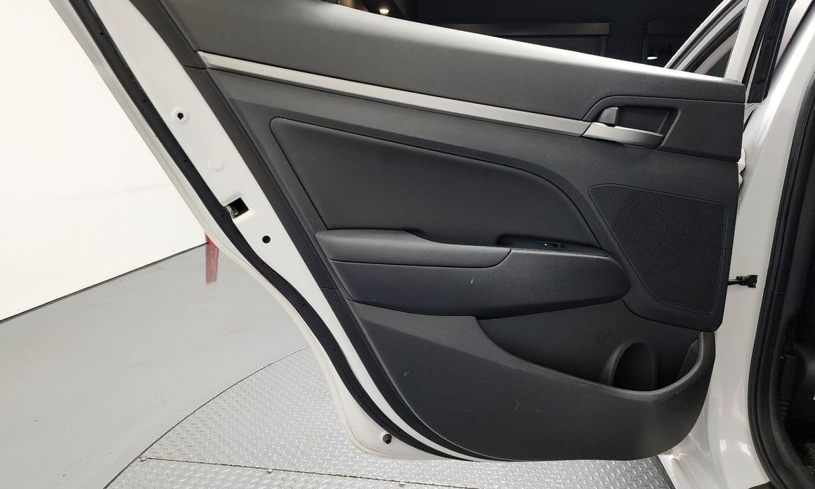 Hyundai AVANTE 2018