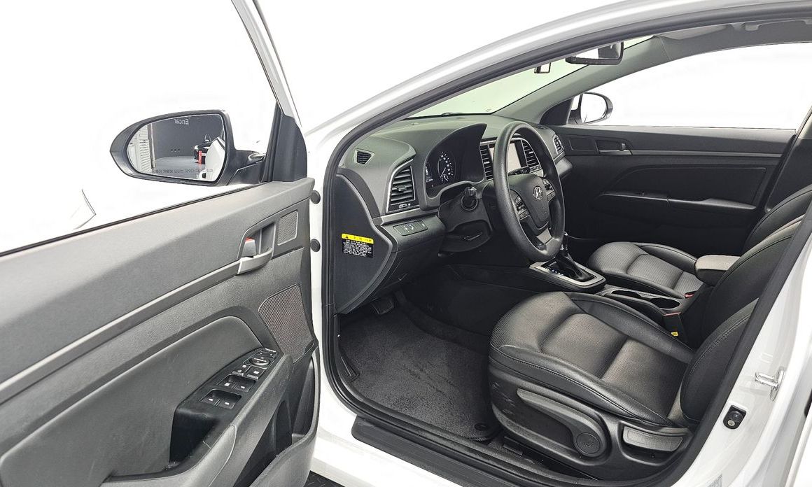 Hyundai AVANTE 2018