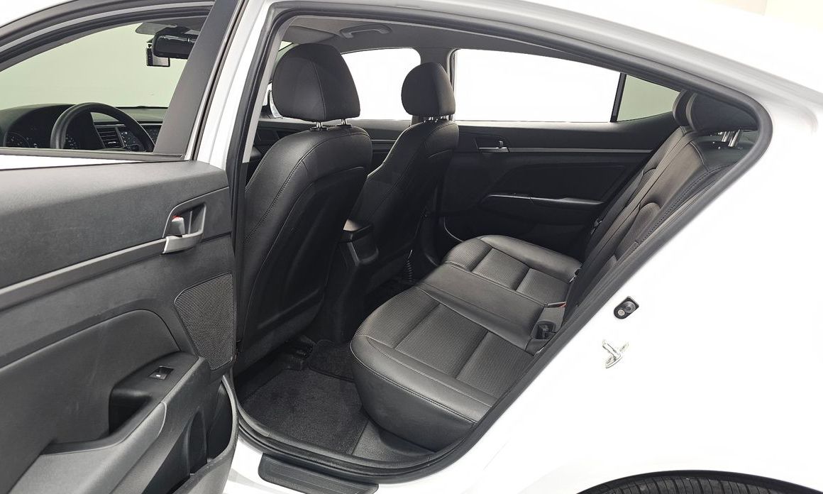 Hyundai AVANTE 2018