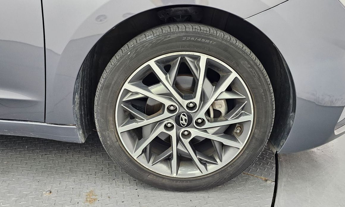 Hyundai AVANTE 2019