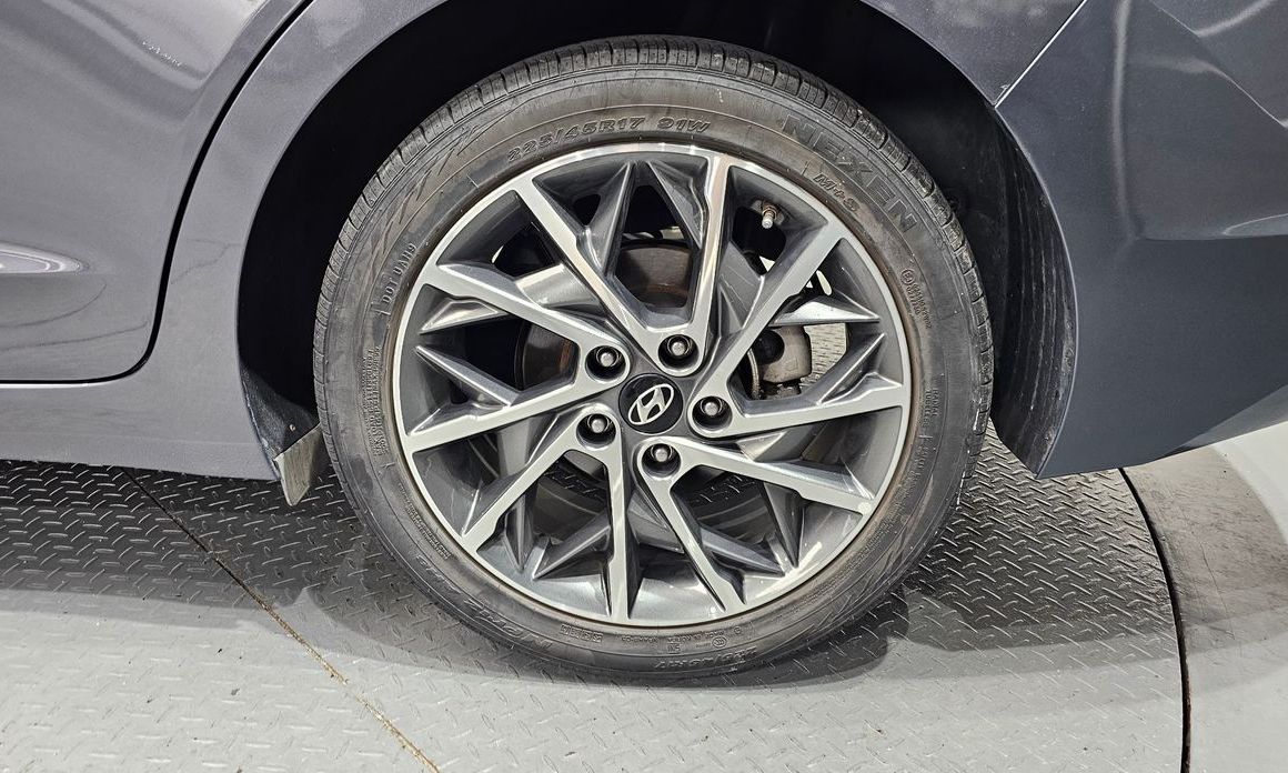 Hyundai AVANTE 2019