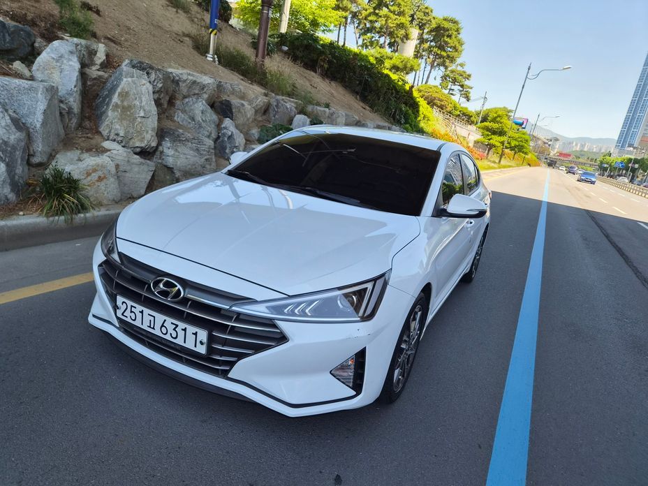 Hyundai AVANTE 2020