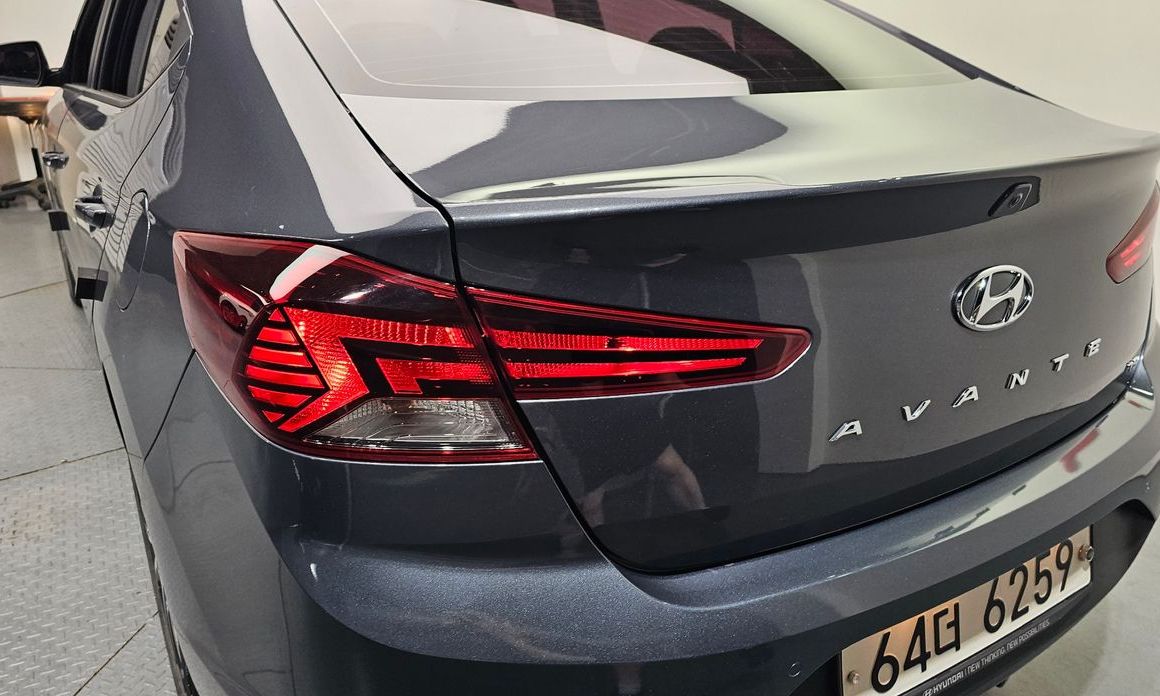 Hyundai AVANTE 2019