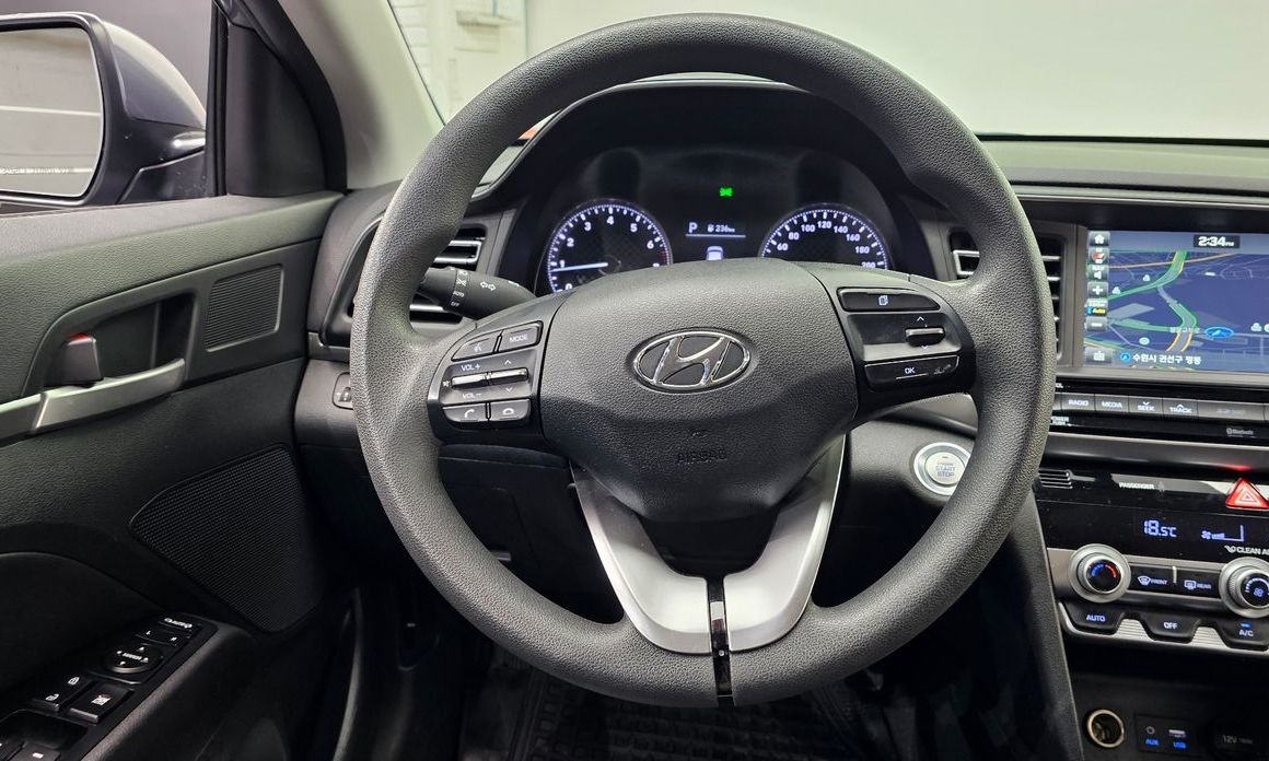 Hyundai AVANTE 2019