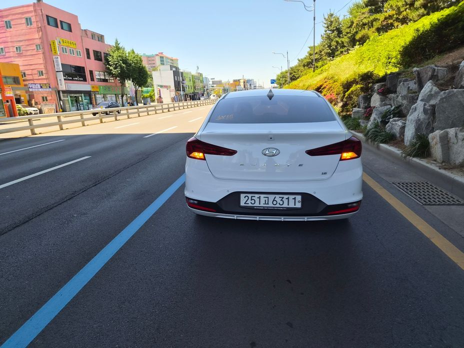Hyundai AVANTE 2020
