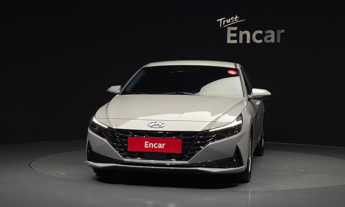 Hyundai AVANTE 2021