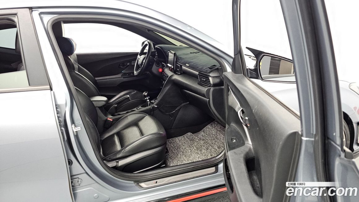 Hyundai Veloster 2019